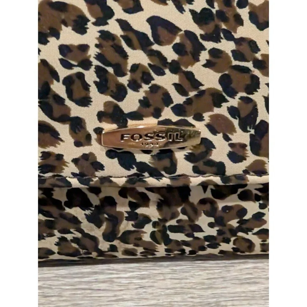 Fossil Leopard Cheetah Print Brown Nylon Wallet 4